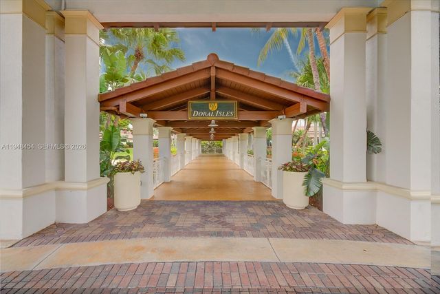 11374 NW 66th St, Doral, FL 33178