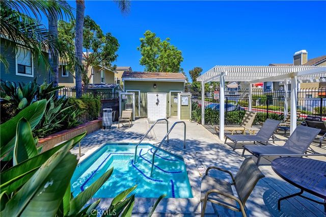 25 Clover Lane 359, Aliso Viejo, CA 92656