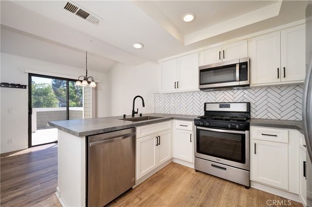 25 Clover Lane 359, Aliso Viejo, CA 92656