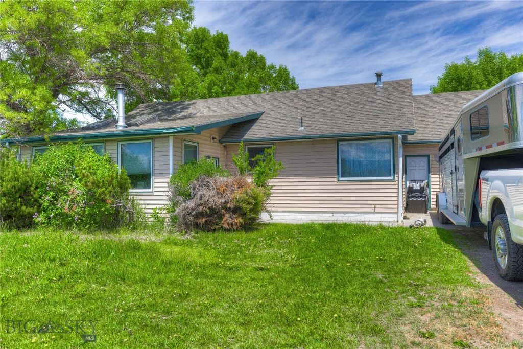 4555 Baxter, Bozeman, MT 59718 photo 2