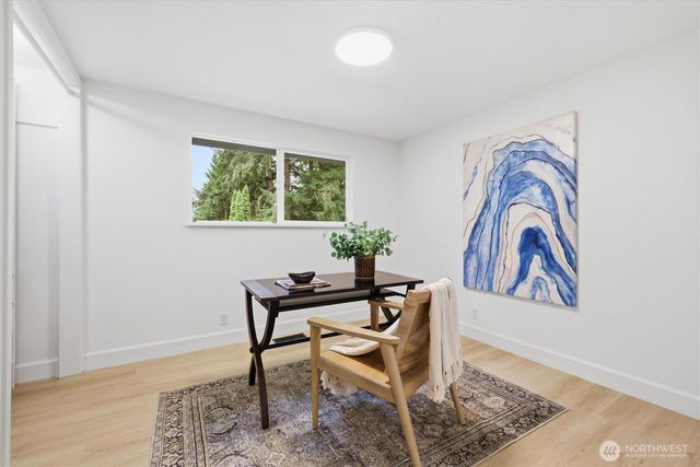 16111 NE 100th Street, Redmond, WA 98052