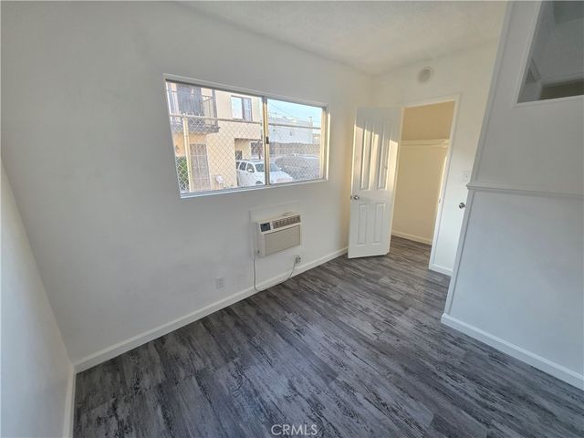 6018 Hazelhurst 3, North Hollywood, CA 91606