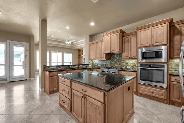 14 Spincaster Drive, Spring, TX 77389