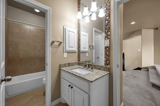 14 Spincaster Drive, Spring, TX 77389