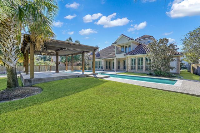 14 Spincaster Drive, Spring, TX 77389