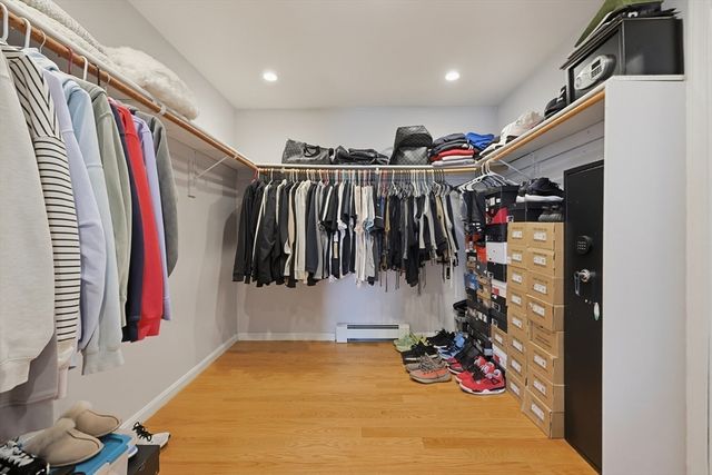 10 Bryan Dr, Taunton, MA 02780