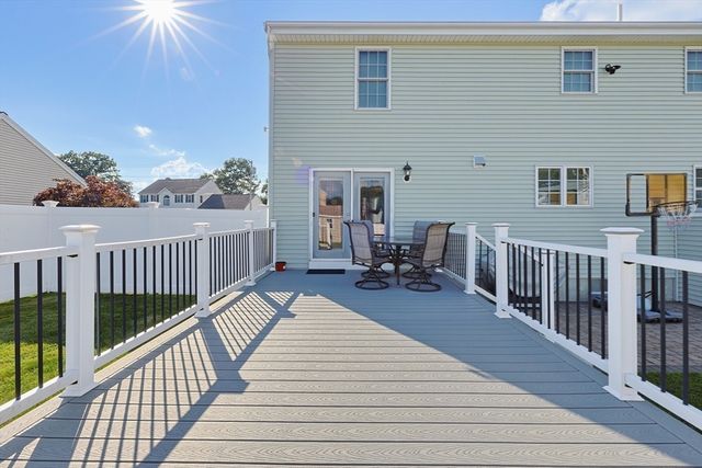 10 Bryan Dr, Taunton, MA 02780