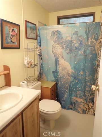 1300 W Menlo, Hemet, CA 92543