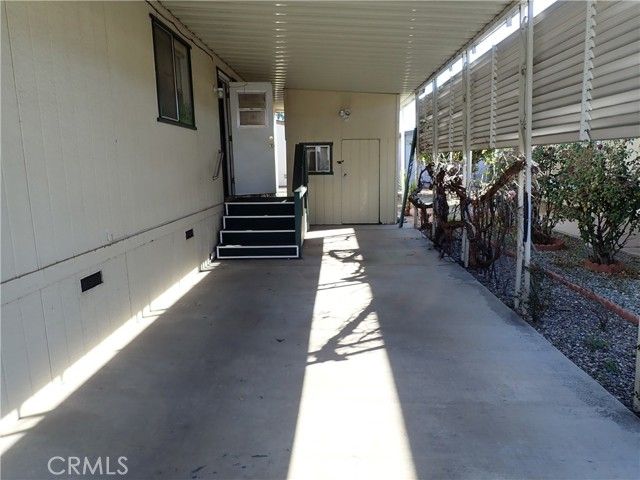 1300 W Menlo, Hemet, CA 92543