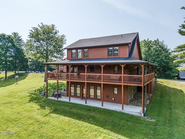 2028 Piney Overlook Lane, Sevierville, TN 37862