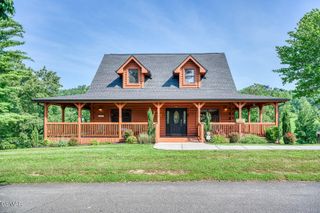 2028 Piney Overlook Lane, Sevierville, TN 37862