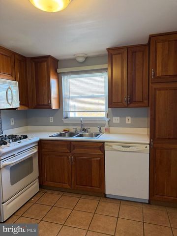 435 FRANKLIN ST, Lansdale, PA 19446