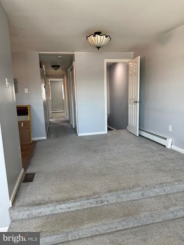 435 FRANKLIN ST, Lansdale, PA 19446