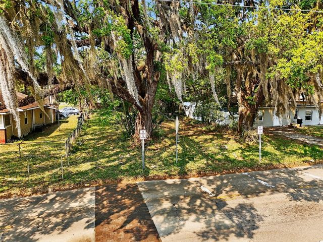 1116 W 8TH STREET, Sanford, FL 32771