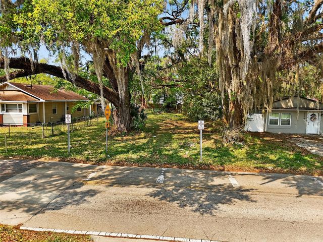 1116 W 8TH STREET, Sanford, FL 32771