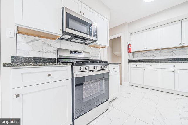 1575 S MYRTLE ST, Vineland, NJ 08360