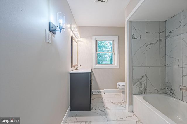 1575 S MYRTLE ST, Vineland, NJ 08360