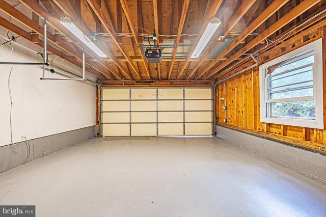 1575 S MYRTLE ST, Vineland, NJ 08360