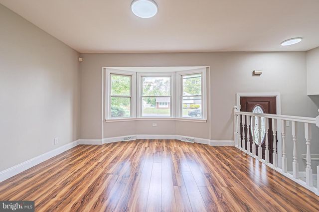 1575 S MYRTLE ST, Vineland, NJ 08360