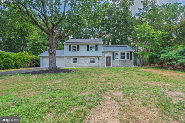 1575 S MYRTLE ST, Vineland, NJ 08360