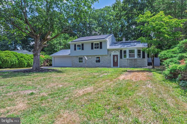 1575 S MYRTLE ST, Vineland, NJ 08360