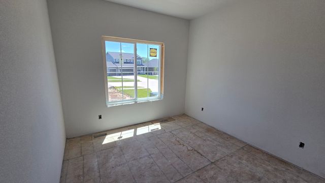 15211 Springbrook Trail, Urbandale, IA 50323