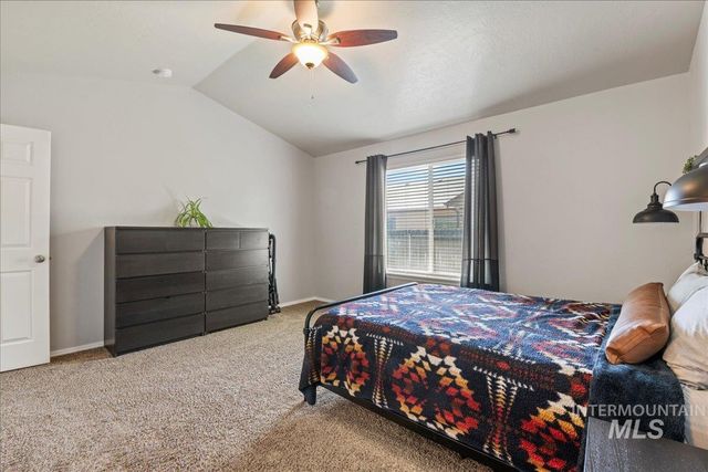 645 SW Nugget St, Mountain Home, ID 83647