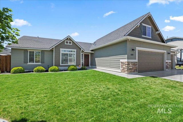 645 SW Nugget St, Mountain Home, ID 83647