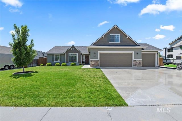 645 SW Nugget St, Mountain Home, ID 83647