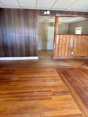52 S Second Street, Batavia, OH 45103