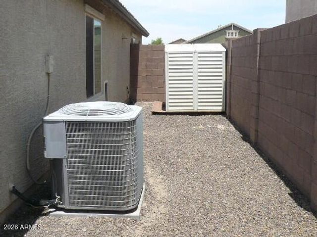 18599 W ILLINI Street, Goodyear, AZ 85338