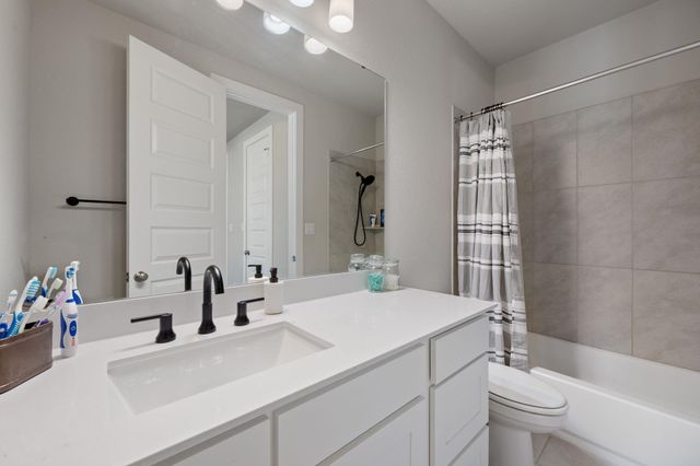 238 Brewer ST, Kyle, TX 78640