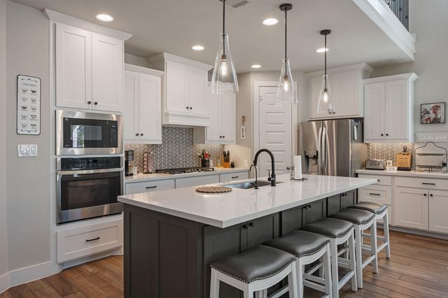 238 Brewer ST, Kyle, TX 78640