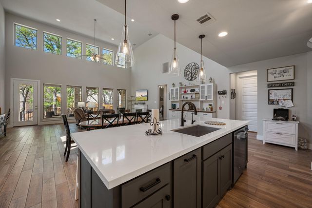 238 Brewer ST, Kyle, TX 78640