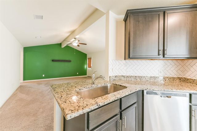 15238 Snowdrop Field Drive, Humble, TX 77396