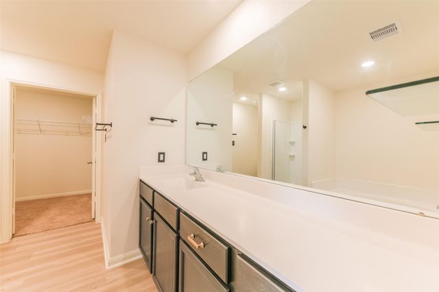 15238 Snowdrop Field Drive, Humble, TX 77396
