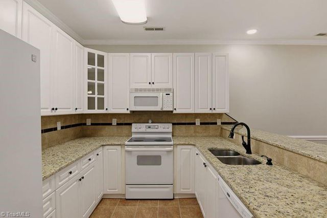 185 Alpine Court, Winston-salem, NC 27104