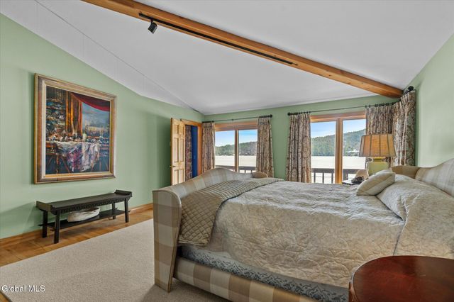 34 Westover Loop, Lake George, NY 12845