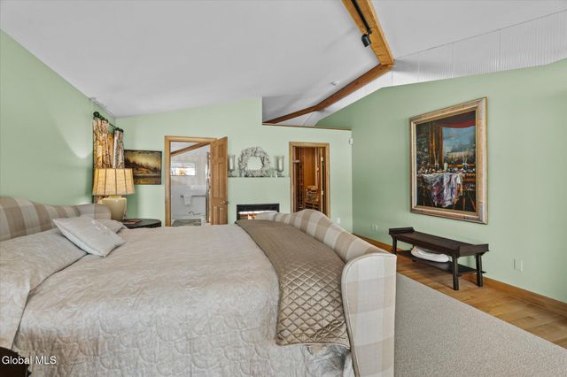 34 Westover Loop, Lake George, NY 12845