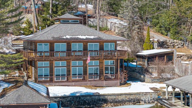 34 Westover Loop, Lake George, NY 12845