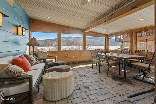 34 Westover Loop, Lake George, NY 12845