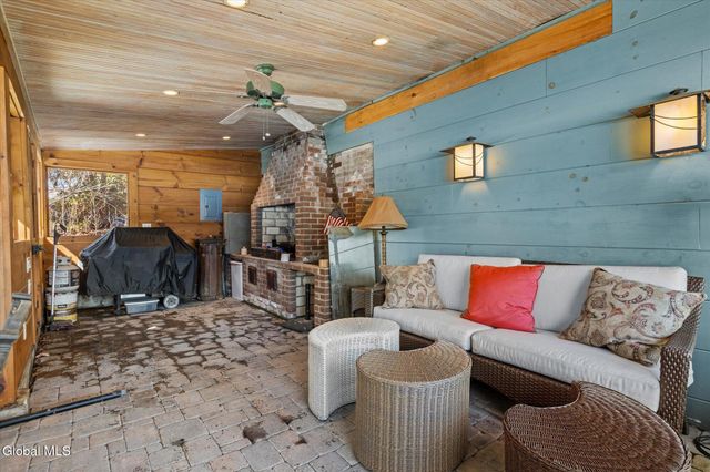 34 Westover Loop, Lake George, NY 12845