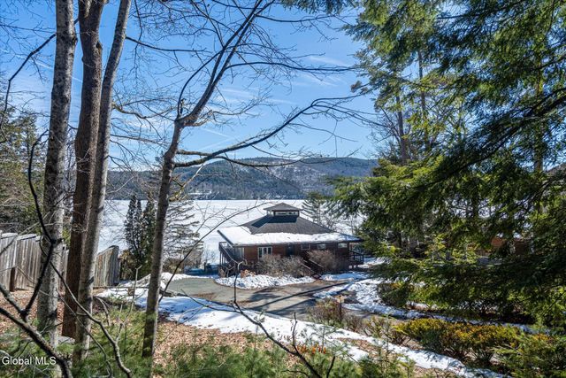 34 Westover Loop, Lake George, NY 12845