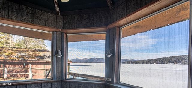 34 Westover Loop, Lake George, NY 12845