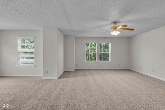 10187 Hatherley Way, Fishers, IN 46037