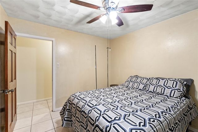 1302 Aswan Dr, Corpus Christi, TX 78412