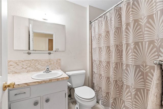 1302 Aswan Dr, Corpus Christi, TX 78412