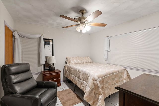 1302 Aswan Dr, Corpus Christi, TX 78412