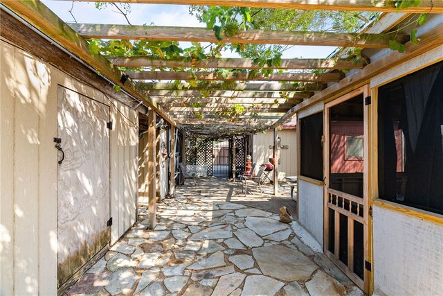 1302 Aswan Dr, Corpus Christi, TX 78412