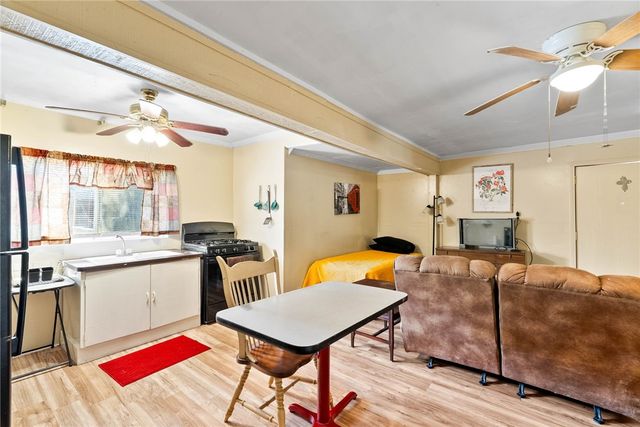 1302 Aswan Dr, Corpus Christi, TX 78412